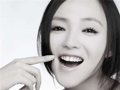 家庭乱小说熟妇王丽霞-李老汉与六个女大学生_情趣说明书