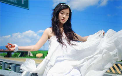 非常污的文章看流水-腰一沉巨龙一下挺近去了_情趣说明书