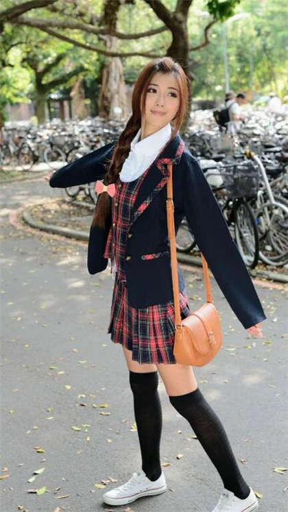 嗯,啊小说-我的性感女友被迷奸_情趣说明书