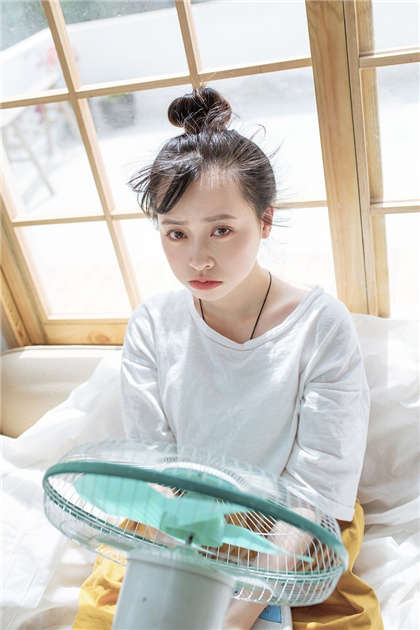 高黄细节小说-太深了办公室裙揉捏害在那刹_情趣说明书