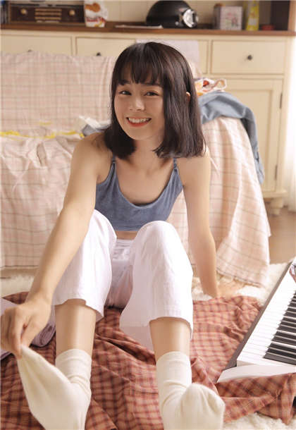 想舔舔逼-黄色小故事_情趣说明书