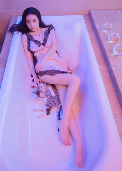 鲤鱼乡好硬好大好爽-对肉描写很详细的黄色小说_情趣说明书