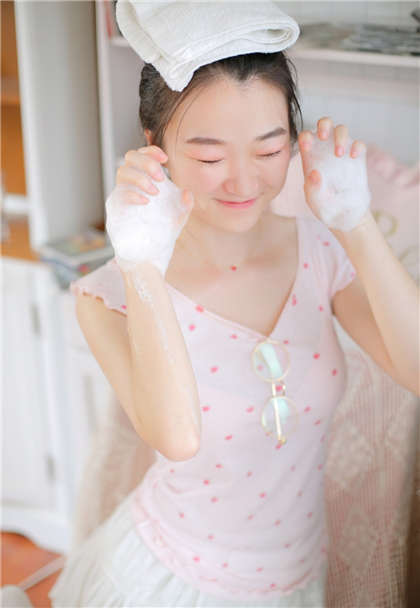 茵茵和老陈-口述被他插的细节_情趣说明书