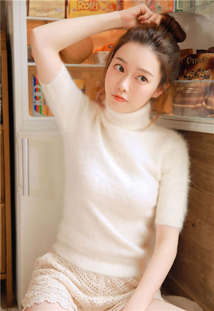 高肉短篇-我和语文老师在办公室_情趣说明书