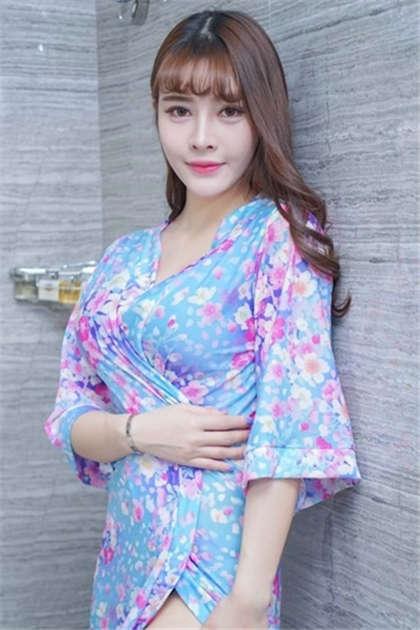 暴力强奸黄-下面流的水水越来越多_情趣说明书