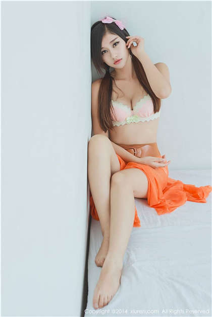 和老师深一深一点再快点小说-上了办公室的漂亮女同事_情趣说明书