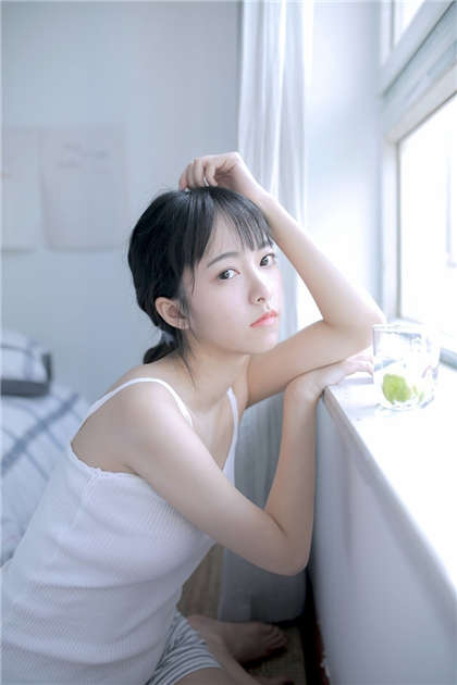 嗯啊好大啊-你男人的好大啊_情趣说明书