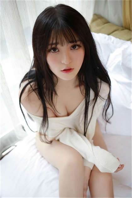 舔你下面-口述两男一女3p经历_情趣说明书