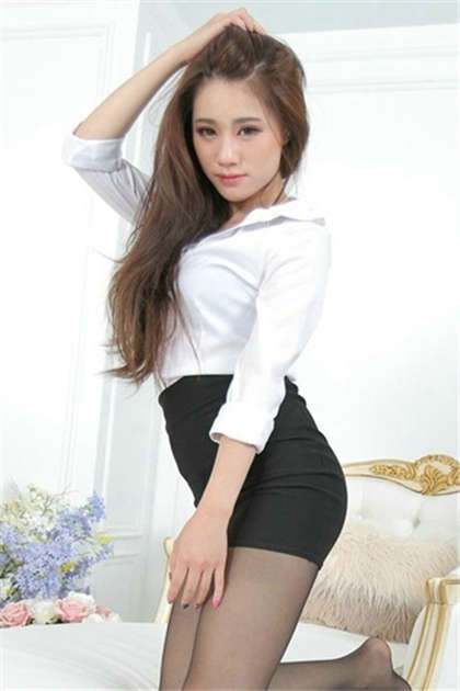 小说中脸红片段-车上狠狠揉捏着她的奶_情趣说明书