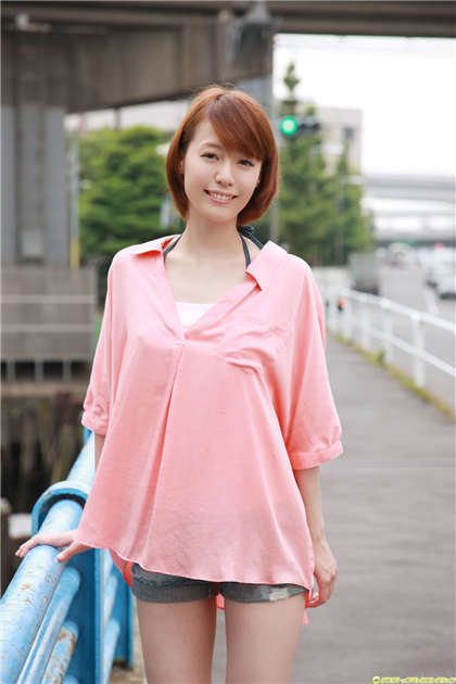 污到下面湿的小说片段-夹住别流了_情趣说明书