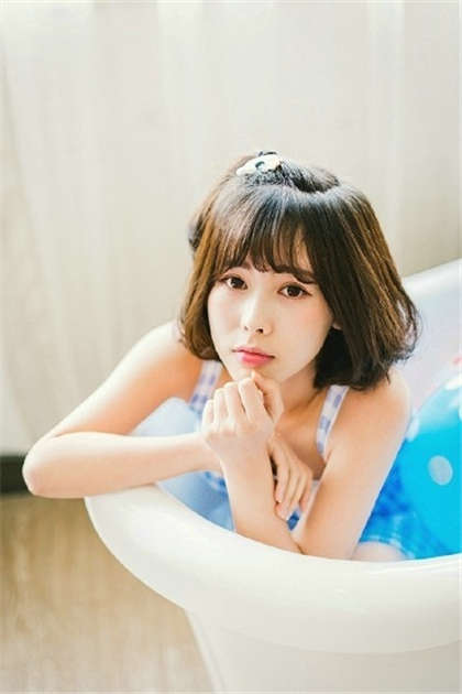 女女百合小黄文小说-粗硕挺入湿润_情趣说明书