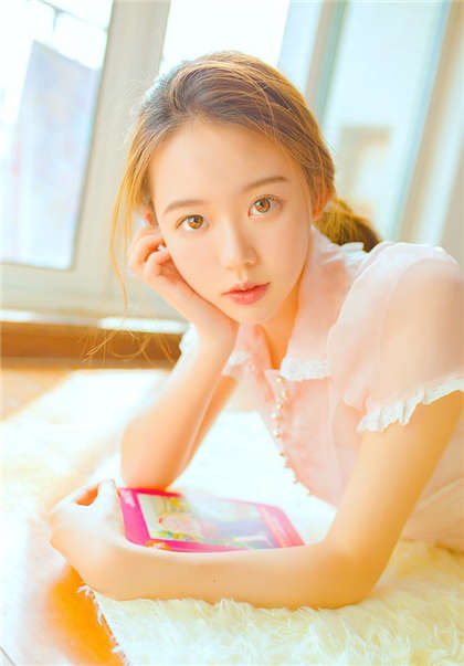 艳妇交换俱乐部-老头不断搓我乳_情趣说明书