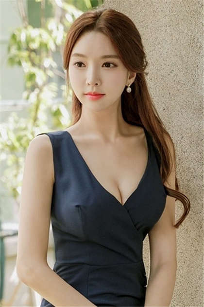 描写细致的小黄文-在车内被扣出水_情趣说明书