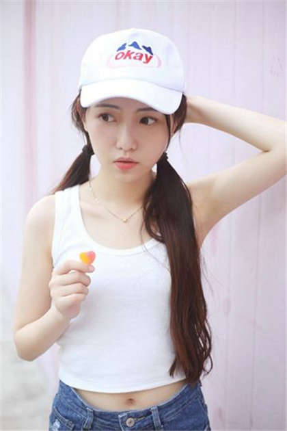 两根一前一后三个人-被人舔湿吸奶_情趣说明书