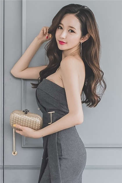 两根粗大一前一后好深-疯狂多人性派对小说_情趣说明书