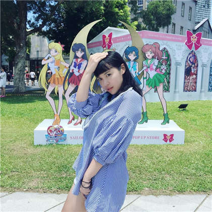 坐在他的硕大上吃饭-两个人一前一后的上我_情趣说明书