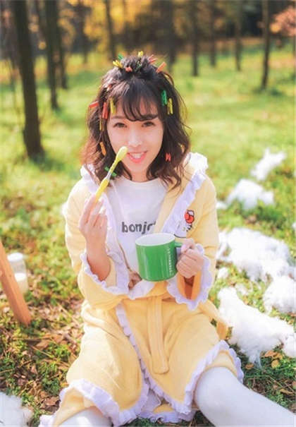 强奸老师黄文小说-啊……不要……好痛_情趣说明书