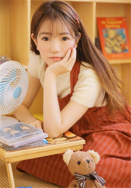 很黄很污有情节的小说片段-爸爸好爽再快点啊哦_情趣说明书