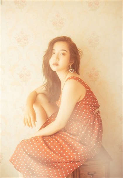 很黄很暴力的小说-风流岳毋让我睡她_情趣说明书