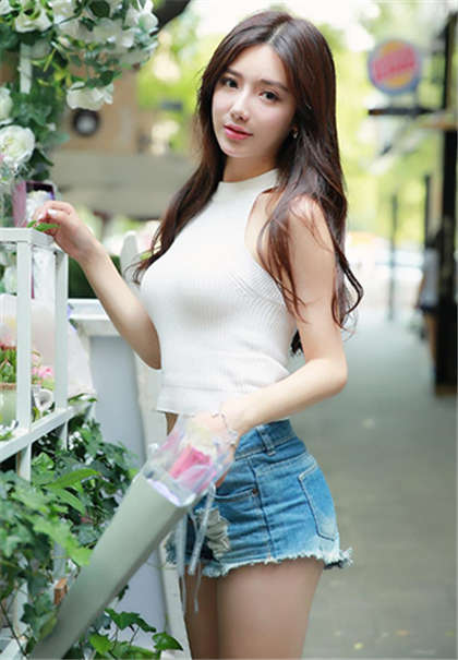 污女人下面流水的短文-成人小说排行榜_情趣说明书