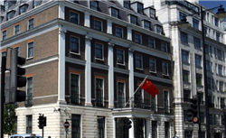 美联储降息预期反转贵金属重拾涨势