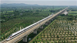 士兰微为控股子公司士兰集昕提供1亿元担保