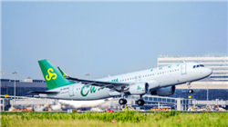 收盘：美股周二收跌 疲软数据及关税威胁拖累股指走低