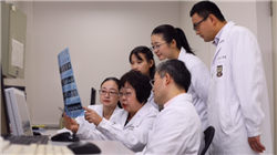 美国债市：国债小幅走高 长债领涨 收益率曲线走平