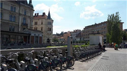 陆家嘴论坛丨2025陆家嘴论坛全体大会五综述：金融支持新质生产力发展