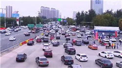 周四热门中概股涨跌不一 小马智行涨11.98%，小鹏汽车跌6.51%