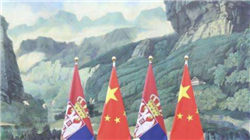 周五热门中概股涨跌不一 小鹏汽车涨2.96%，携程跌5.41%