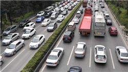 李书福第10个IPO：77亿亏损、53亿债务，吉利生态能烧出网约车新故事？