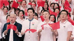 鲍威尔重申观望立场，不排除7月降息的可能性